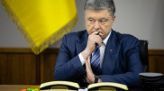 Петр Порошенко тергеу қарсаңында Украинадан қашып кетті