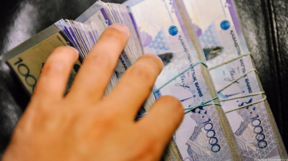Шымкентте жемқор кеденшілер сотталды