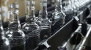 Екібастұзда пәтерінде ішімдік сатуды қоймаған әйел сотта жауап беретін болды