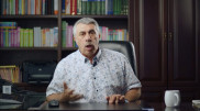 "Сіздермен байланыспауды ұйғарғанмын". Комаровский антиваксерлерге жауап берді