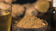 Иммунолог COVID-19-дың ауыр түрінен сақтануға көмектесетін өнімдерді атады