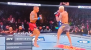 UFC 269 турнирінің басты жекпе-жегінде чемпион мерзімінен бұрын жеңіске жетті