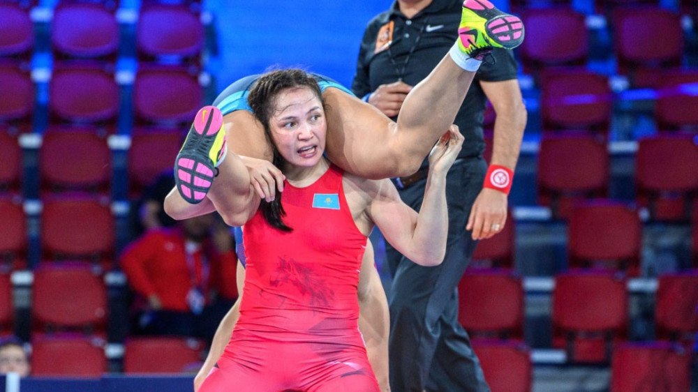 Жәмилә Бақбергенова егізінің ізімен Азия чемпионы атанды