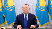 Назарбаев қазақстандықтарды Жеңіс күнімен құттықтады