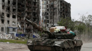 Украинаға бірнеше бағыттан шабуыл қыза түсті. Зеленский Батысты сынады