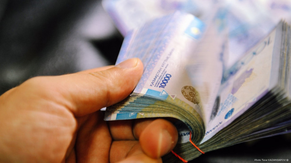 ШҚО-да жетім балаларға арналған мектеп-интернат директоры 12 миллион теңге жымқырған