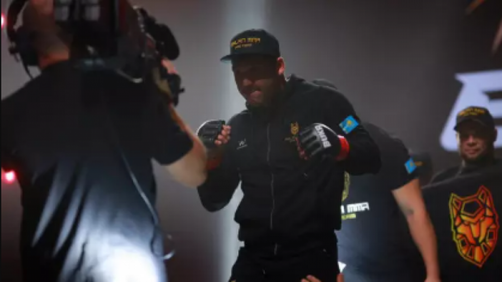 Қазақстандық спортшы EFC турнирінің чемпионы атанды