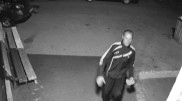 Павлодарда кірпіш ұстаған ер адам қызға шабуыл жасады