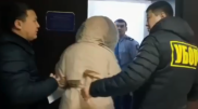 Атырау облысында екі сәбиін сатқан әйел ұсталды
