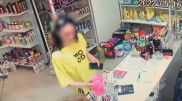 Астанада алаяқ жалған чек көрсетіп дүкеннің сатушысын алдап кеткен