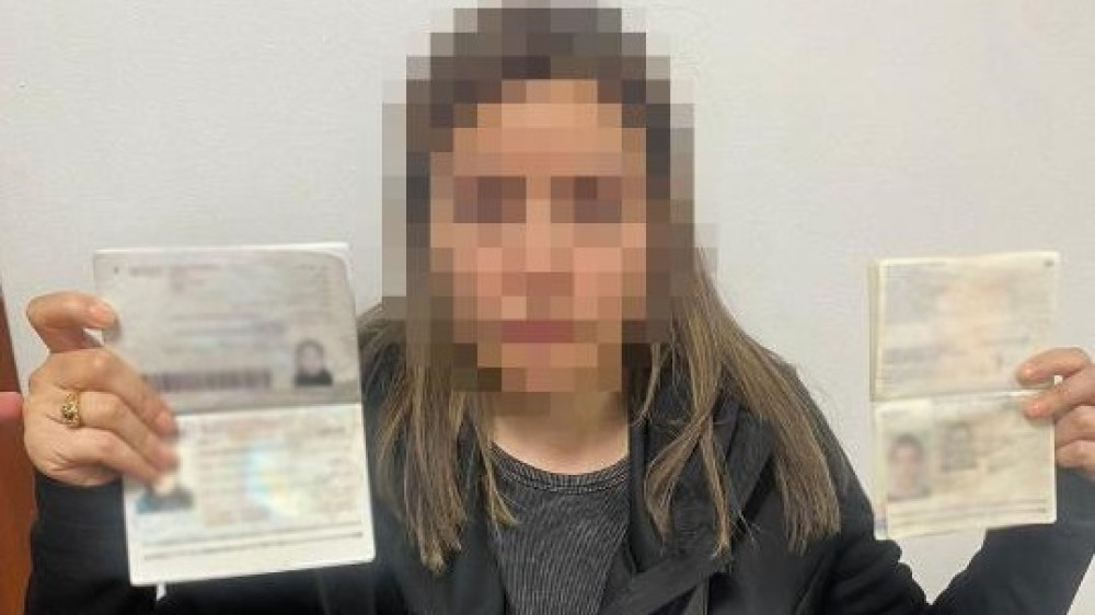 ҰҚК: Алматы әуежайында жалған төлқұжат берген шетелдіктер ұсталды