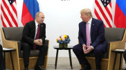 Трамп Путинге қоңырау шалып, Украинадағы соғысты талқылады