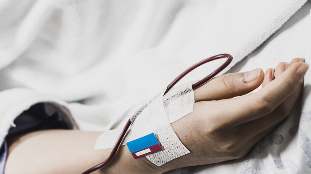 Жаңа босанған әйел АИТВ жұқтырған: сәбидің талдау нәтижелері пайда болды