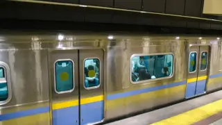 Алматыда метродағы төбелес видеоға түсіп қалды