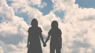 Алматыда оқушы қыздардың өзіне қол жұмсау оқиғасы: іс 5 айдан бері тергеліп жатыр