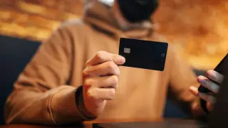 Хакер балалар ауруханасының шотынан 350 миллион теңге ұрлаған