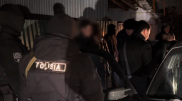 Талғар маңында жасөспірімді ұрлап әкетіп, бопсалағандар ұсталды