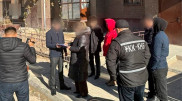 Шетелдіктерге Қазақстанда тұруға заңсыз рұқсат рәсімдеген күдіктілер әшкере болды