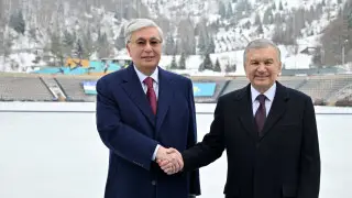 Қазақстан мен Өзбекстан президенттері Медеуге барды