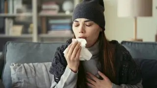 Қан түкіріп, дене қызуы көтеріледі: Денсаумин жаңа қауіпті вирус туралы ақпаратқа пікір білдірді