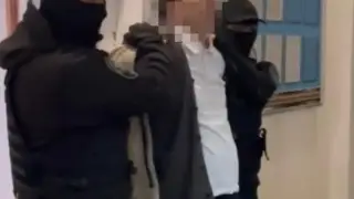 Арқалықта интимдік зорлық жасады деген күдікпен блогер ұсталды