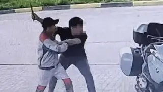 Мотоцикл жүргізушісіне жасалған шабуыл: адвокат қудалау туралы мәлімдеді