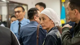 “Бірге өлдім деп ойладым“. Шерзаттың әжесі сотта жауап берді