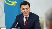 “Билік қазақ тіліне қиянат жасады“ деу - бос әңгіме, даурықпа сөз“ - Ерлан Қарин