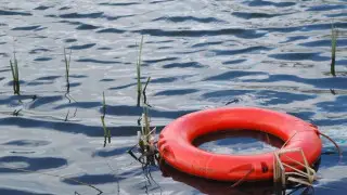 Атырауда қайықтан құлап, суға батып кеткен жасөспірім іздестіріліп жатыр