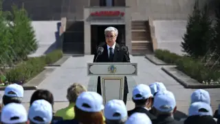 Тарихқа деген көзқарас саяси ахуалдың ықпалында кетпеуге тиіс - Президент