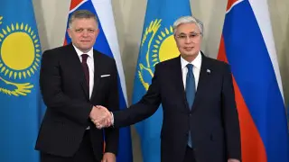 Тоқаев Словакия премьер-министрі Фицомен келіссөз жүргізді