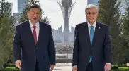 Тоқаев Ақордада Си Цзиньпинді қарсы алды