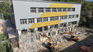 Алматыда тау бөктеріндегі нысан сүріліп жатыр
