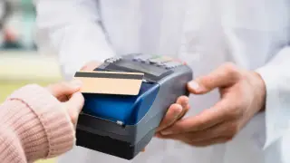 Ақша аудардың – түрмеге түстің: Қазақстанда жаңа жаза енгізілді