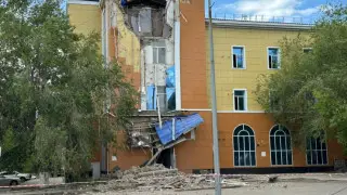 Қарағандының орталығында ғимарат опырылды: ішінде 15 адам болған