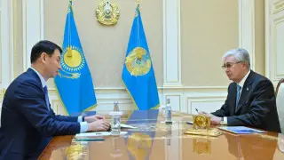 Мемлекет басшысы Алматы әкімі Дархан Сатыбалдыны қабылдады