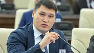 Сотталушы Берденов пен Шымкент әкім туралы даулы мәлімдеме жасады