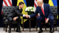 Зеленский Трамппен соғысты аяқтау мәселесі бойынша келіссөздер өткізетінін айтты