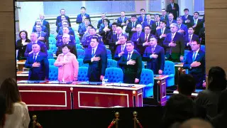 Жаңа саяси маусымда Мәжіліс пен Сенат 5 минутқа ғана бас қосты