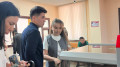 “Бәрі осындаймен айналысады“. Жанәбіловтер сотқа келді