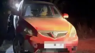 Ақтөбеде көлік жардан құлап кете жаздады