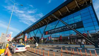 Шереметьево әуежайында жүздеген жолаушы мінген екі ұшақ соқтығысты