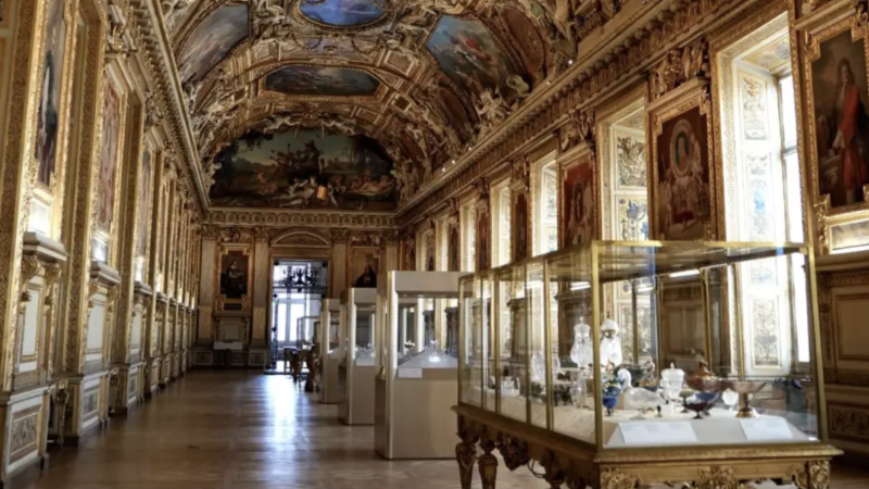 instagram.com/museelouvre