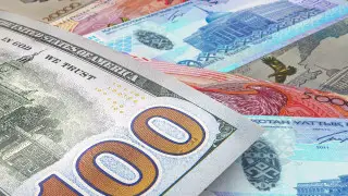 Қазақстандағы ақша айырбастау пункттерінде доллар бағамы күрт төмендеді