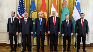 Трамп АҚШ пен Орталық Азия елдері арасында тамаша қатынастардың басталғанын мәлімдеді