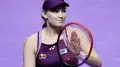 Рыбакина әлемнің бірінші ракеткасын жеңіп, WTA қорытынды турнирінде топ жарды