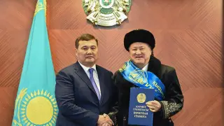 Қызылорда облысында мемлекет және қоғам қайраткері Мұхтар Құл-Мұхаммедке құрмет көрсетілді