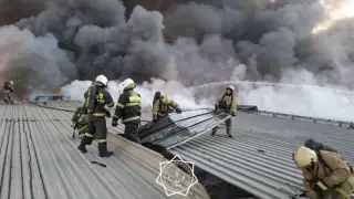 Алматыда ірі өрт сөндіріліп жатыр: 21 техника мен автопоез жұмылдырылды