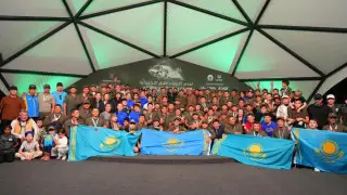 Тоқаев Дубайда жеңіске жеткен қазақстандықтарды құттықтады