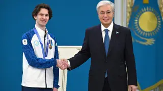 “Нағыз триумф“: Тоқаев Олимпиада чемпионы Шайдоровты марапаттады